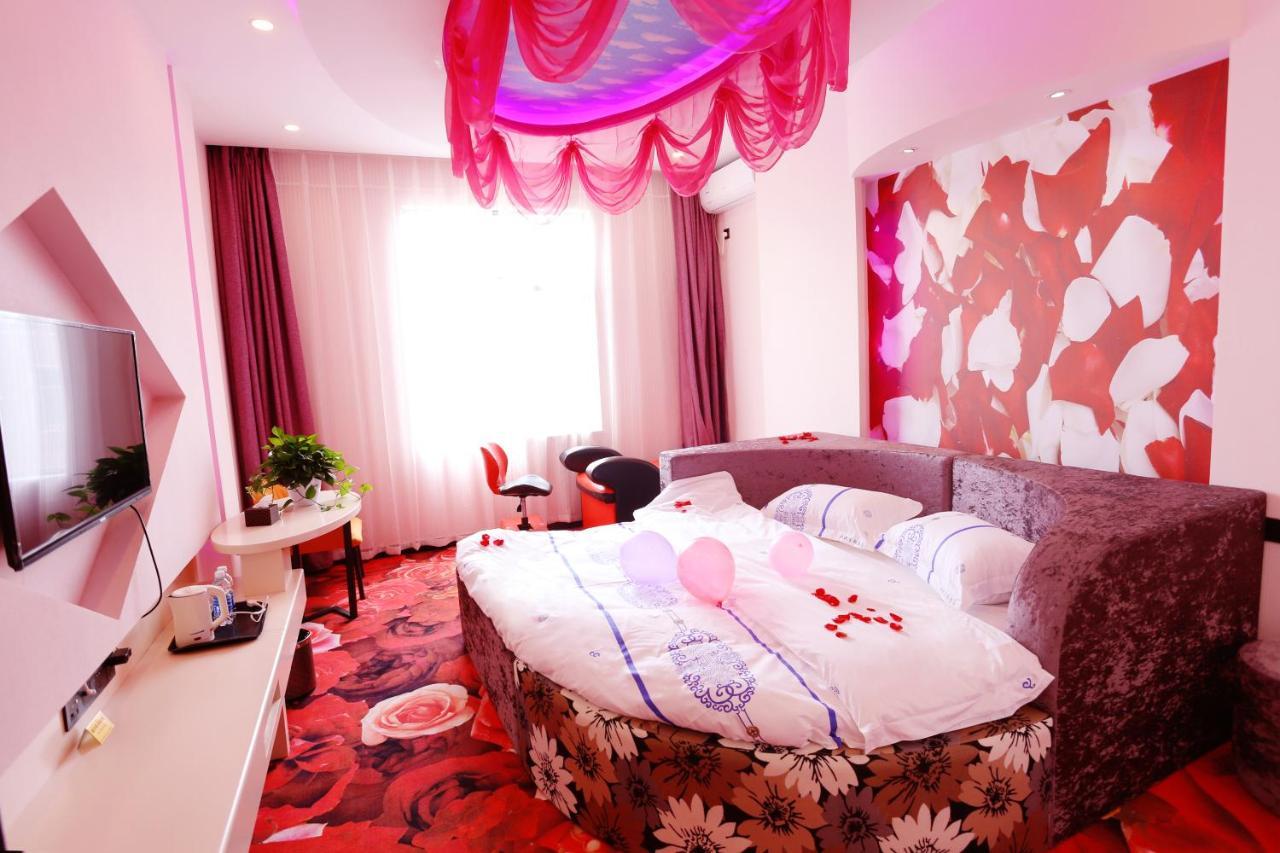 Kunming Mengda Holiday Hotel Εξωτερικό φωτογραφία
