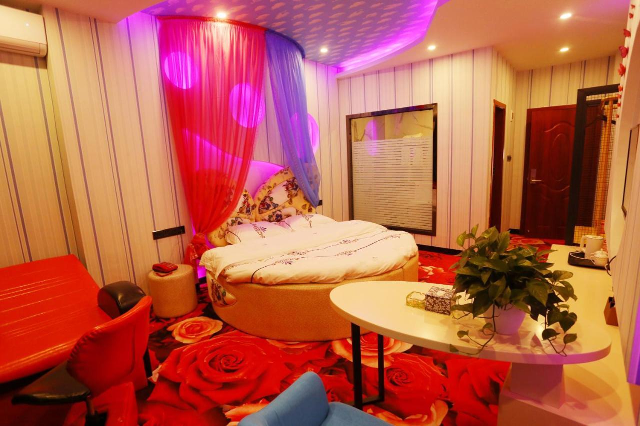 Kunming Mengda Holiday Hotel Εξωτερικό φωτογραφία